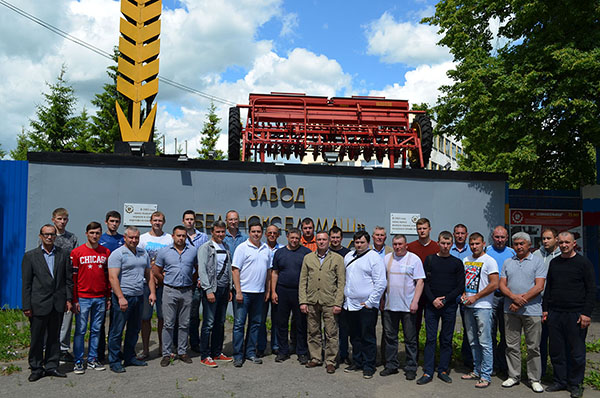 На базе АО «Белинсксельмаш» успешно прошло обучение по новинкам техники!